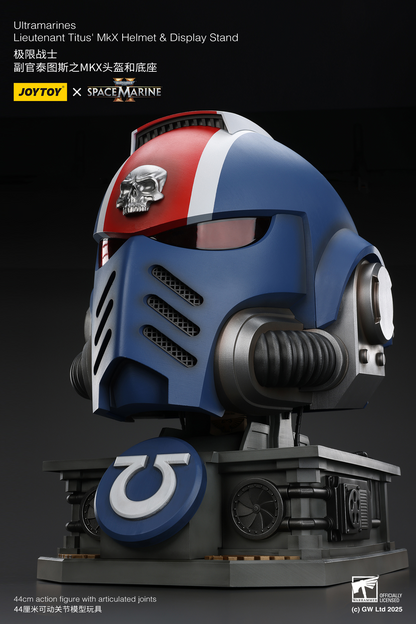 JoyToy - Warhammer 40000 - Ultramarines Lieutenant Titus' MkX Helmet & Display Stand