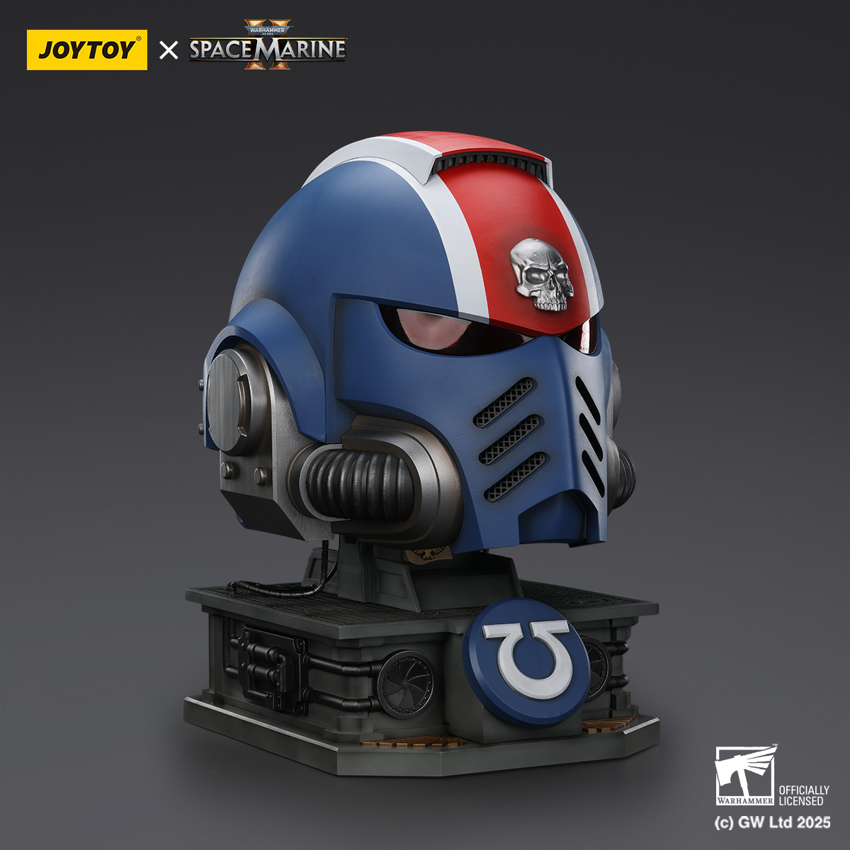 JoyToy - Warhammer 40000 - Ultramarines Lieutenant Titus' MkX Helmet & Display Stand