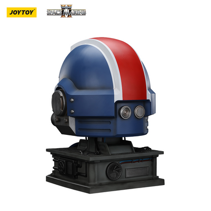 JoyToy - Warhammer 40000 - Ultramarines Lieutenant Titus' MkX Helmet & Display Stand