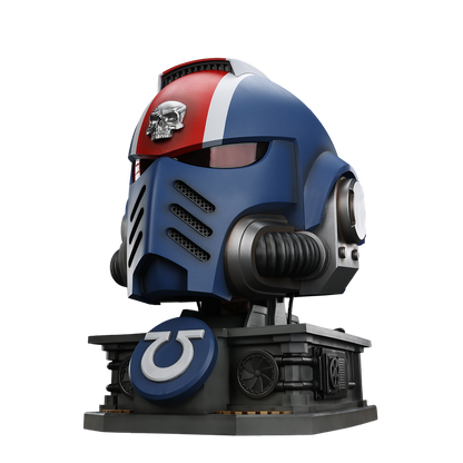 JoyToy - Warhammer 40000 - Ultramarines Lieutenant Titus' MkX Helmet & Display Stand