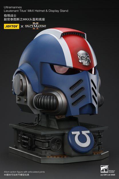 JoyToy - Warhammer 40000 - Ultramarines Lieutenant Titus' MkX Helmet & Display Stand